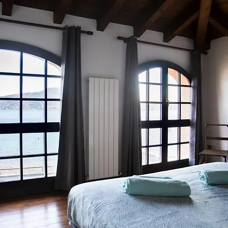 La Limonaia- With Private Garden & Lake View Villa