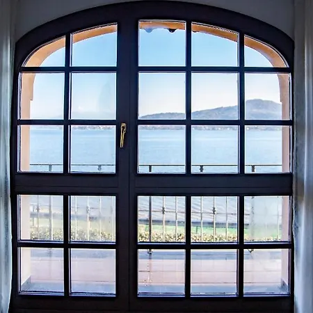 La Limonaia- With Private Garden & Lake View Villa *